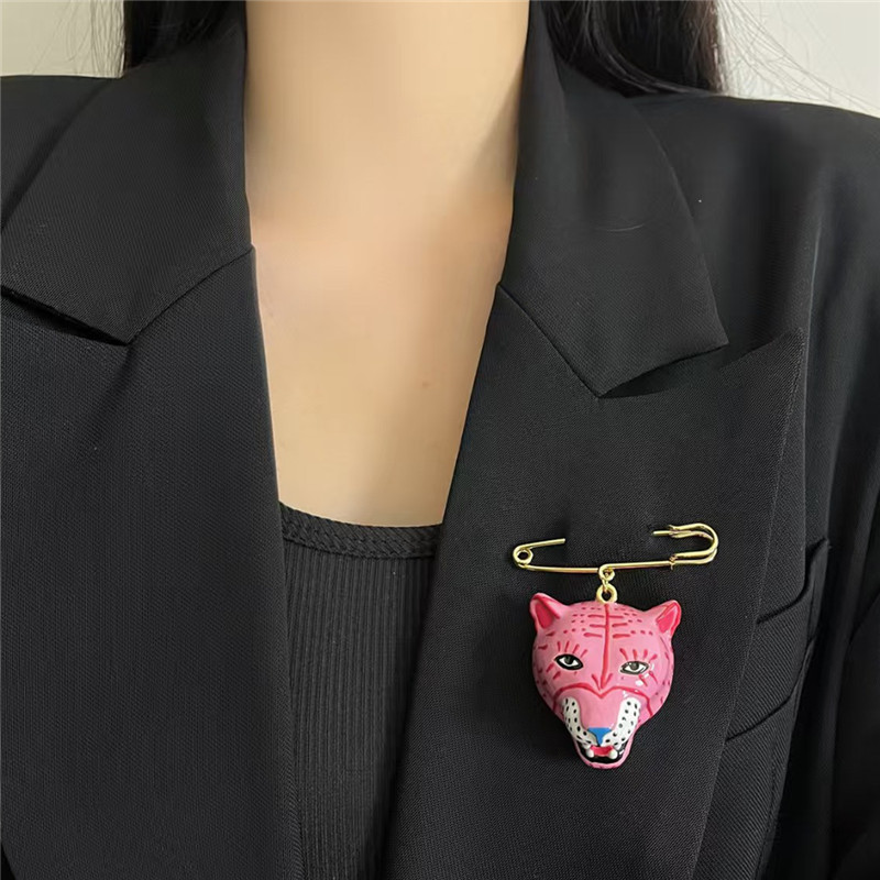Elegant Enamel Tiger Brooch Pi - Women'S Accessories For Formal Wear ulasan dan harga